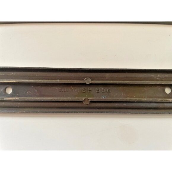 Vintage Burnished Brass Drawer Pulls w/ Twist Design – Set of 8 - Picture 8 of 9